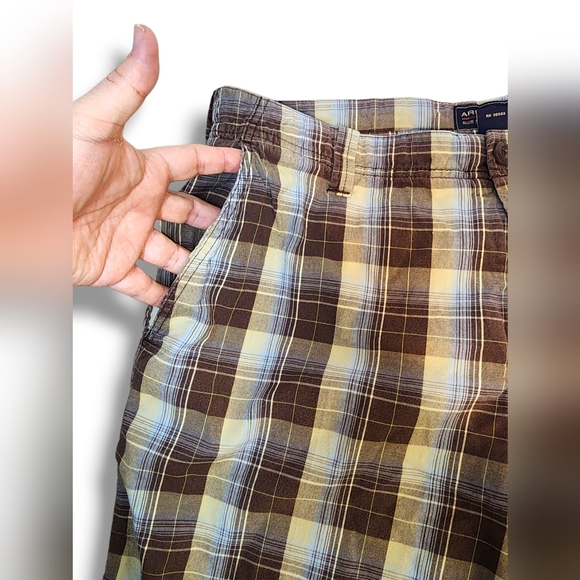 Arrow Blue Jeans Co. Bermuda Shorts Men's Size 36 Blue Plaid - Picture 5 of 7